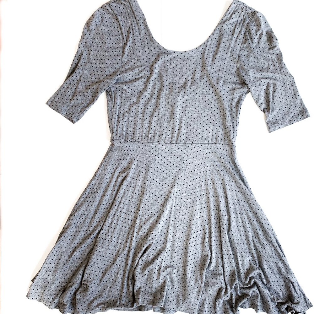 f21 low back/deep scoop neck polka dot dress grey - Picture 2 of 6